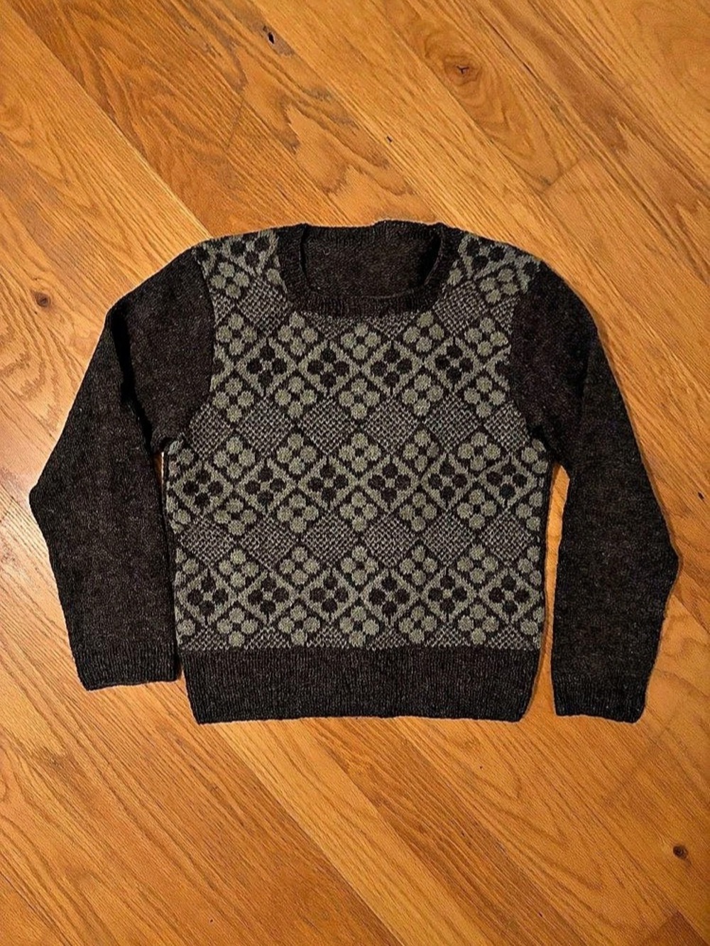 Beautiful Hand-knit Flower Crewneck Sweater in Black & Gray